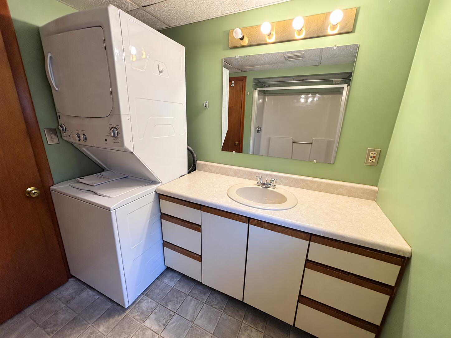 1st Unit Bathroom