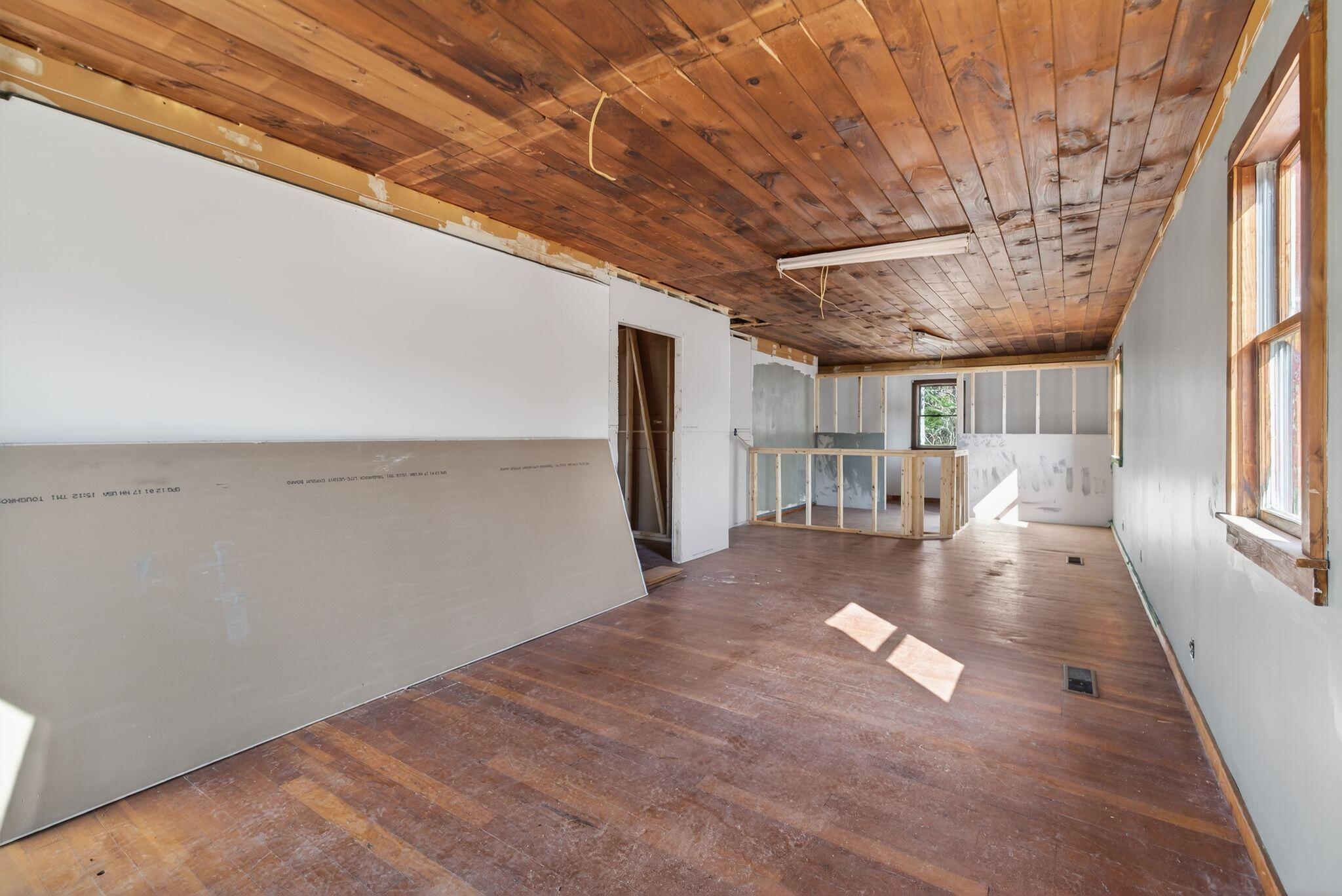 127 Gardiner Road, Wiscasset, ME, 04578