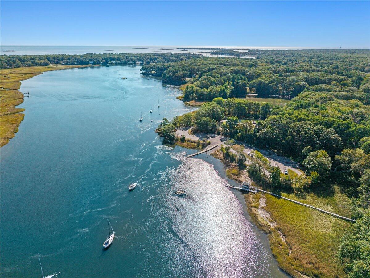 7 Isle Ave Avenue UNIT 101, Saco, ME, 04072