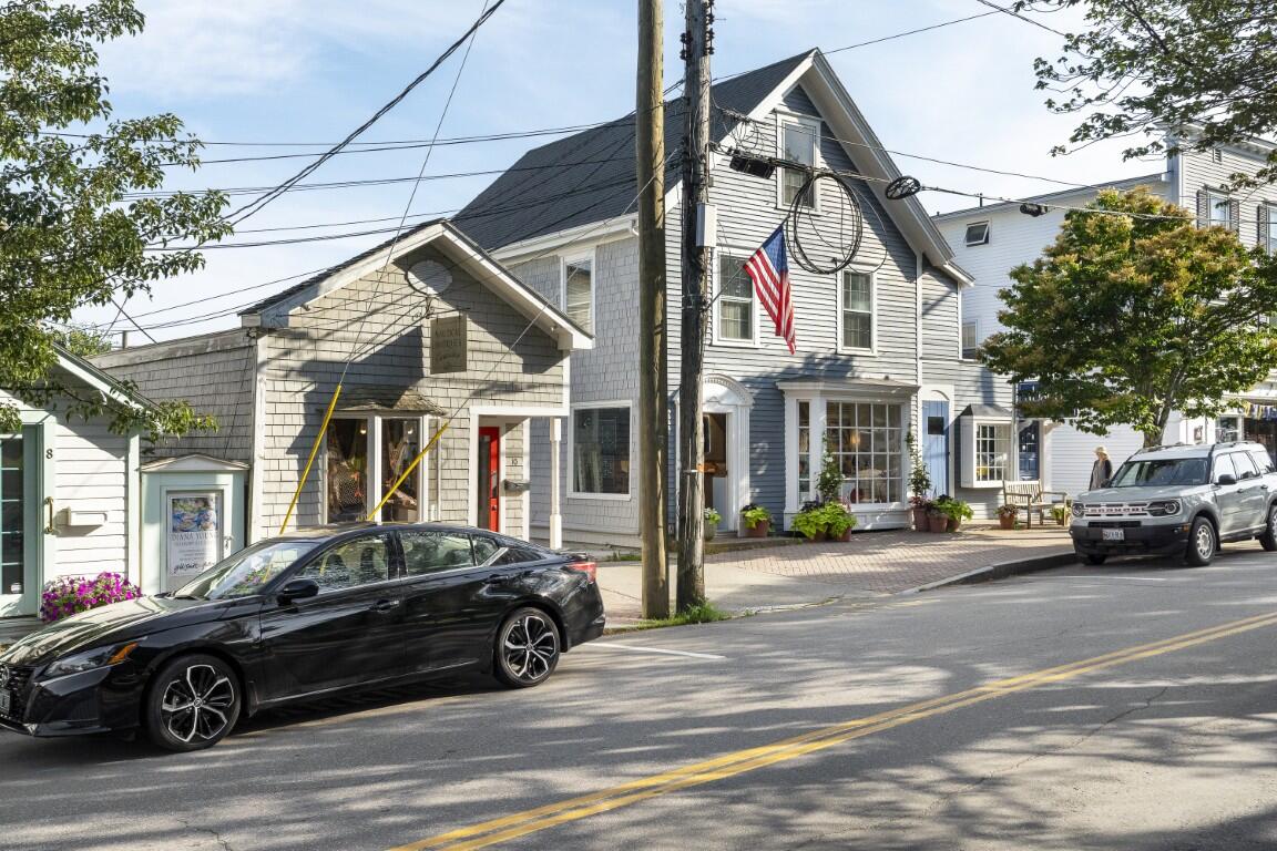 10 Mckown Street, Boothbay Harbor, ME, 04538