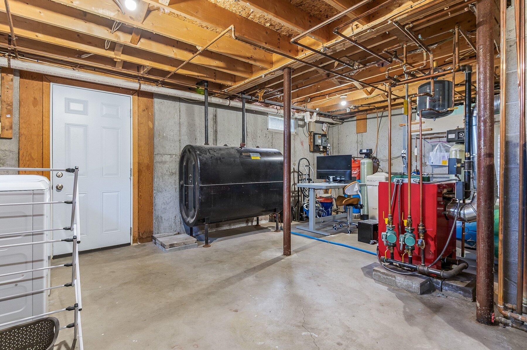 128 Day Road, Lyman, ME, 04002