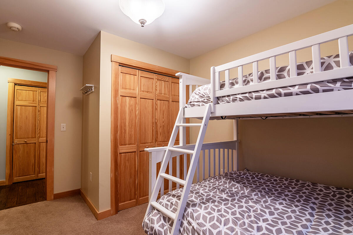 5022 Black Bear Run UNIT 22, Carrabassett Valley, ME, 04947