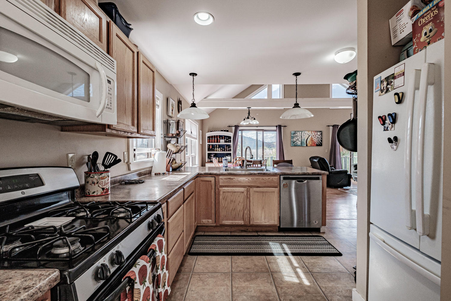 24 Mozees Way, Bethel, ME, 04217