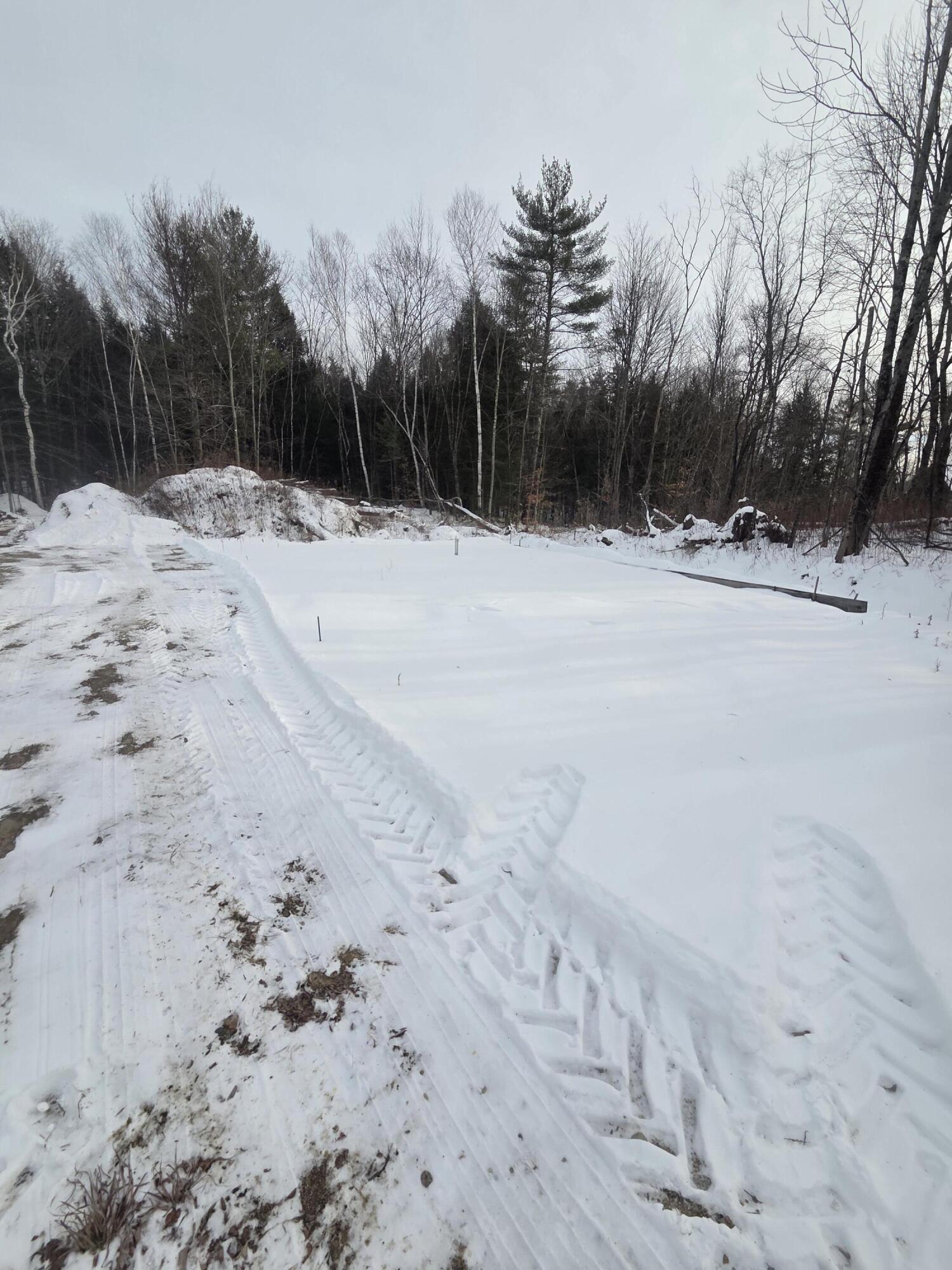 22 E Dixfield Road, Dixfield, ME, 04224