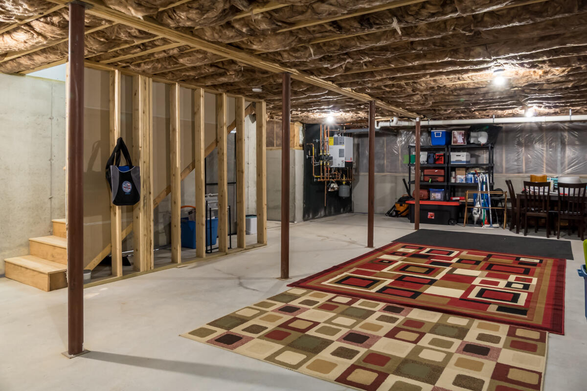 33 Eastfield Drive, Gray, ME, 04039