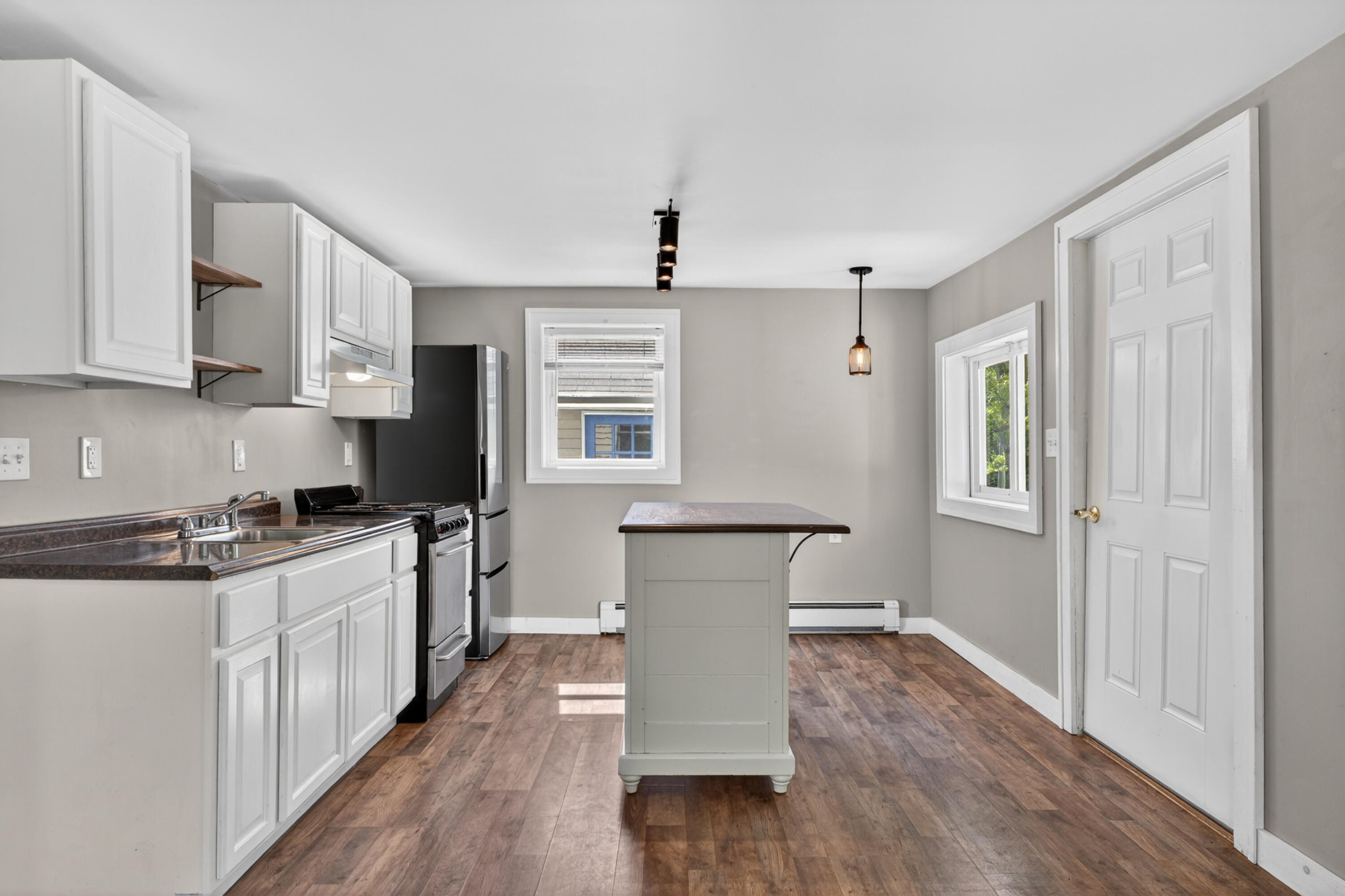 95 Walker Road_0126