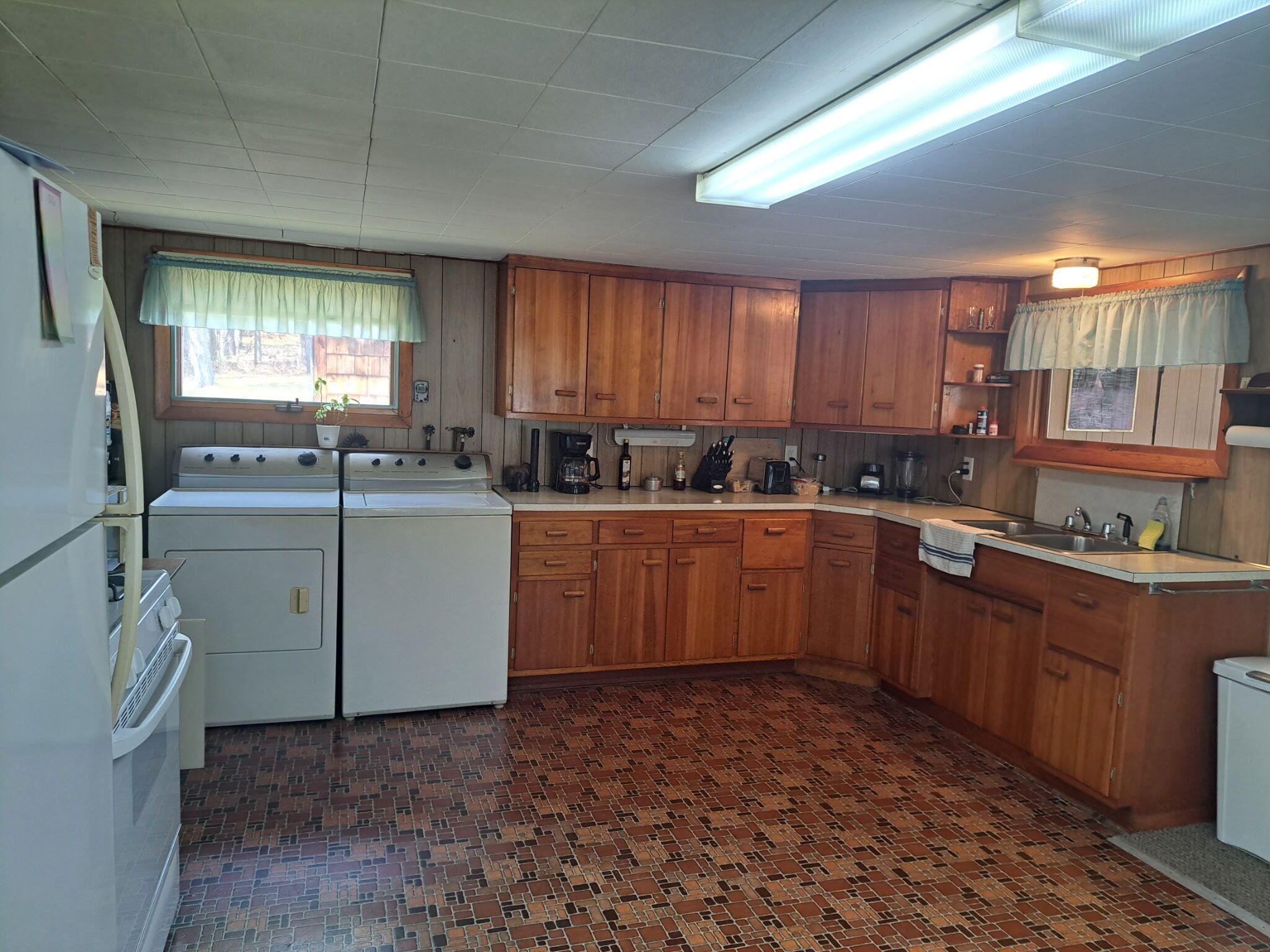 901 N Dexter Road, Sangerville, ME, 04479 901 N Dexter Road, Sangerville, ME, 04479