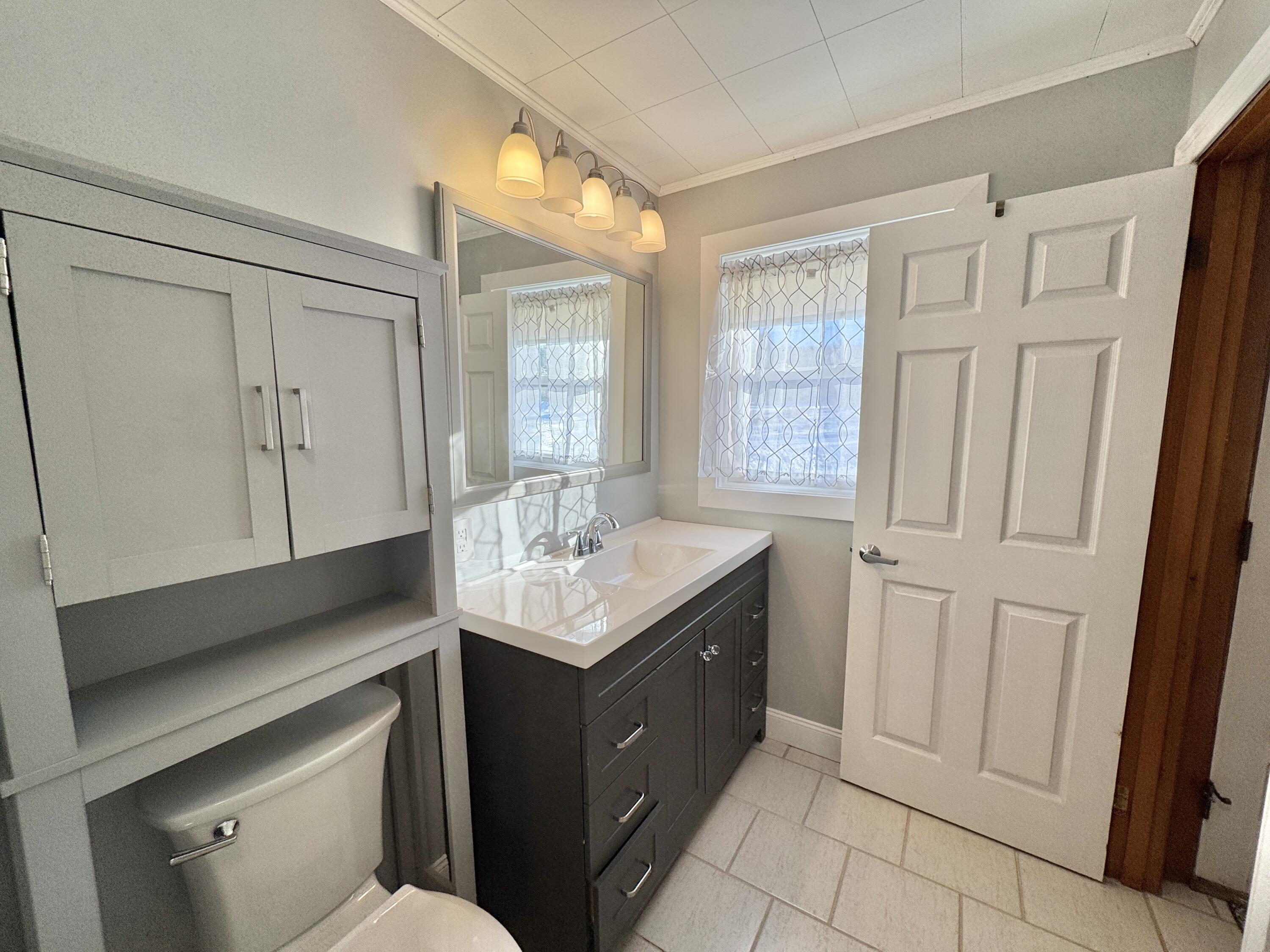 1115 River Road, Bucksport, ME, 04416