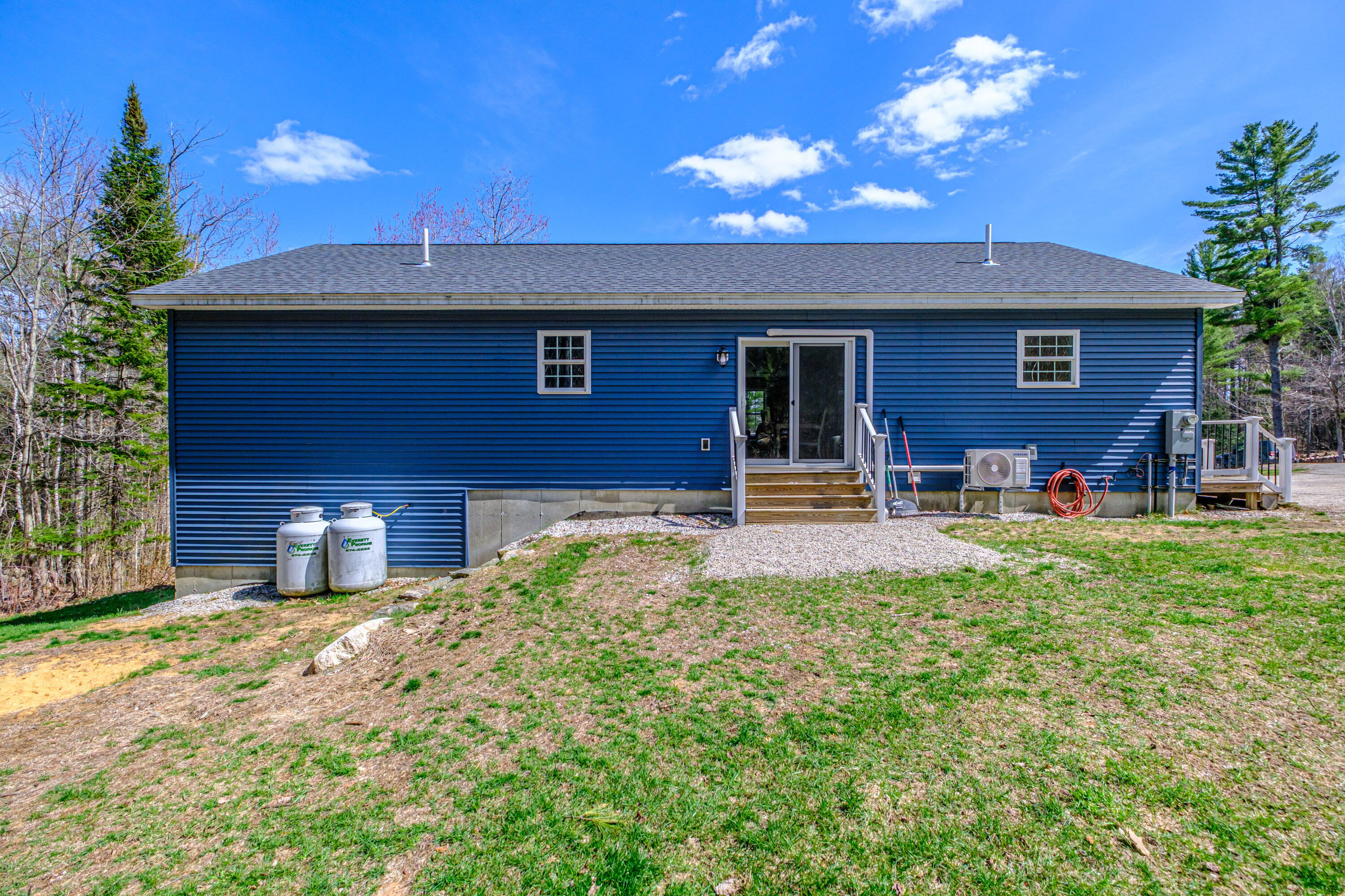 21 Overlook Drive, Norway, ME, 04268