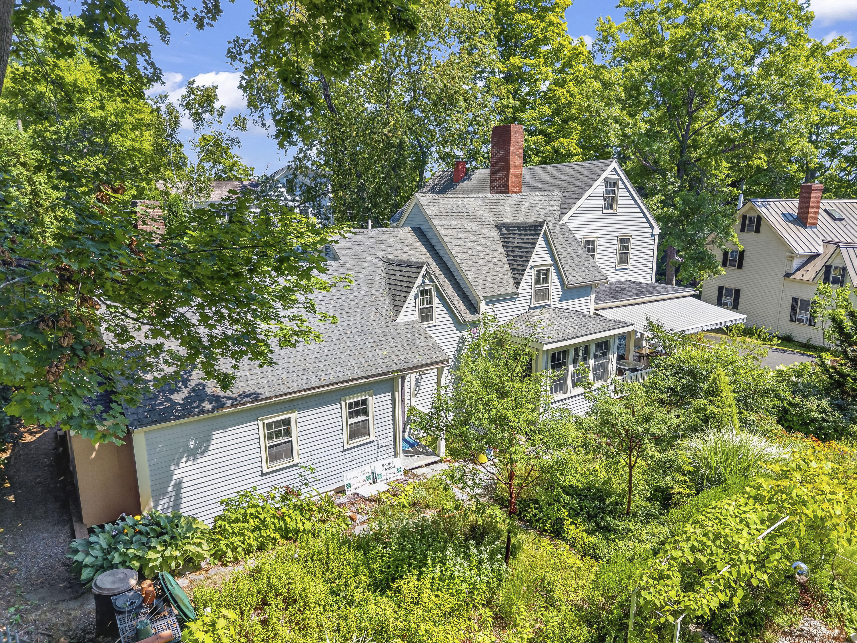 62 Pleasant Street, Wiscasset, ME 04578 62 Pleasant St_174