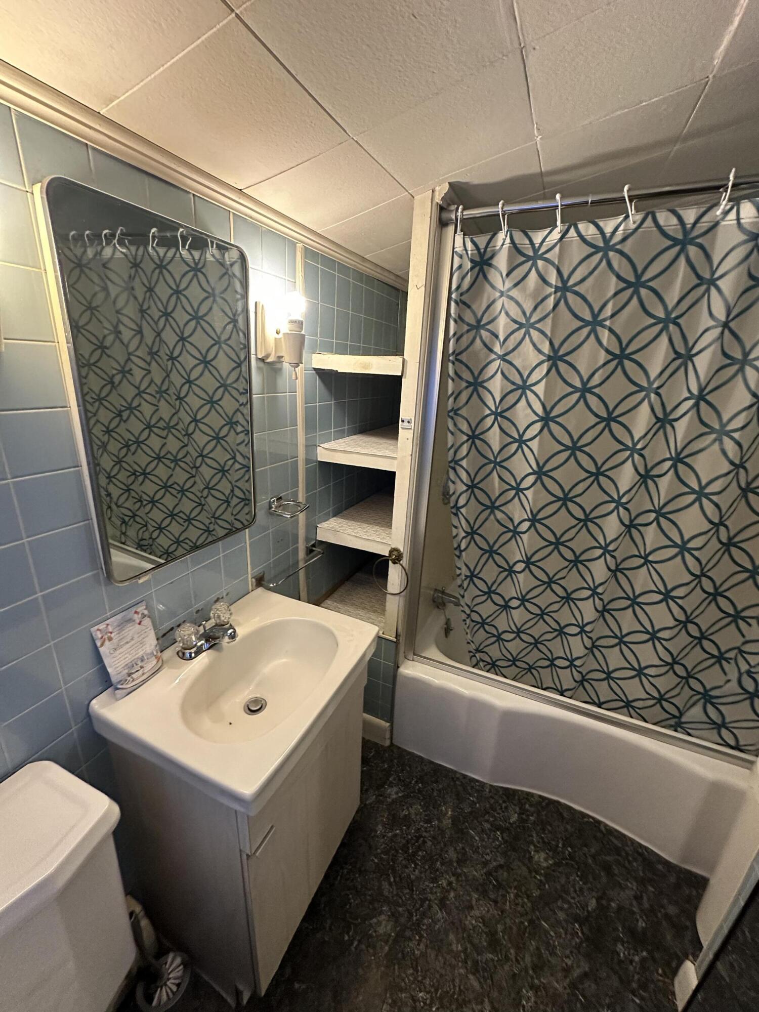 47 York Street, Millinocket, ME, 04462