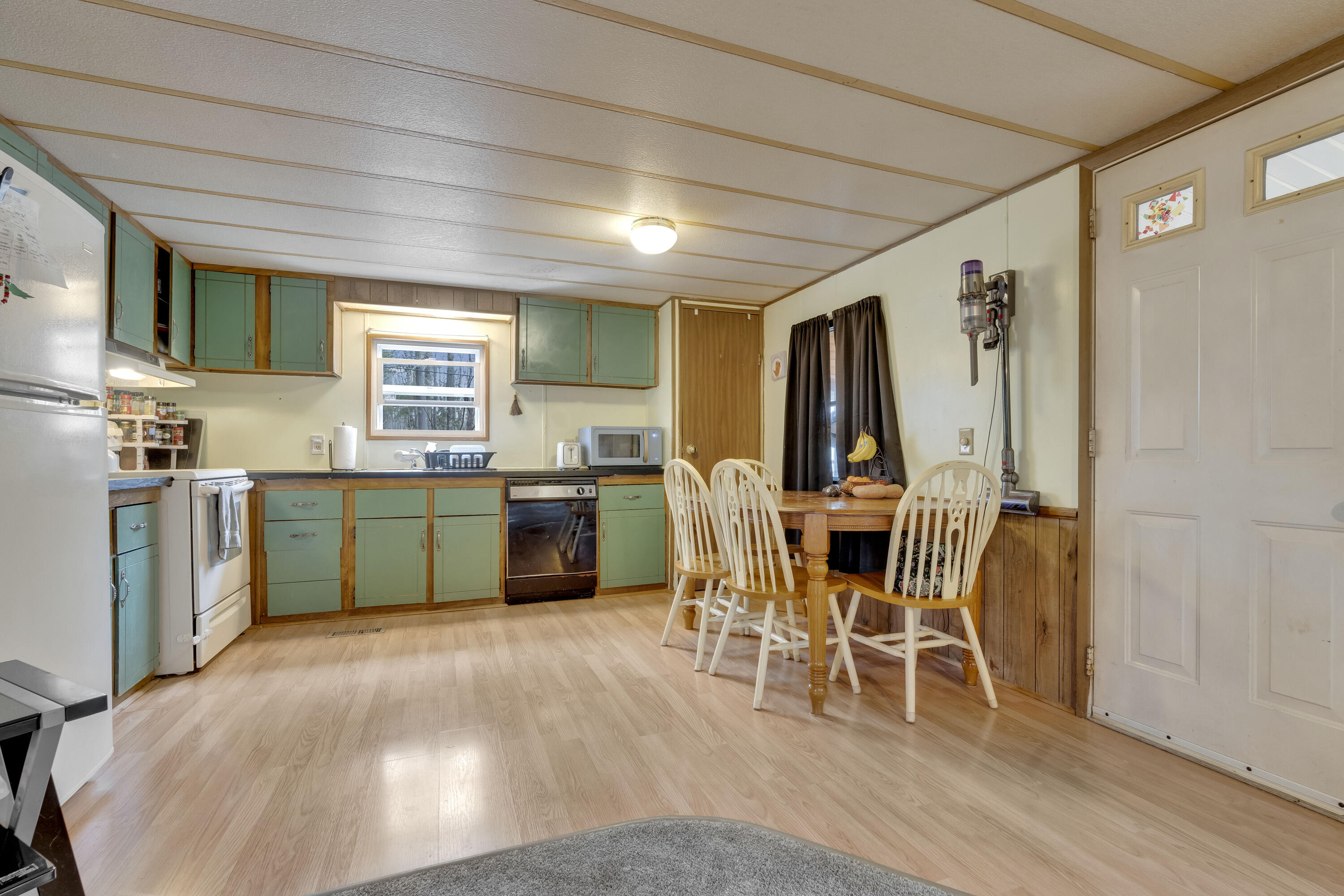 17 Red Fox Lane, Sanford, ME, 04073