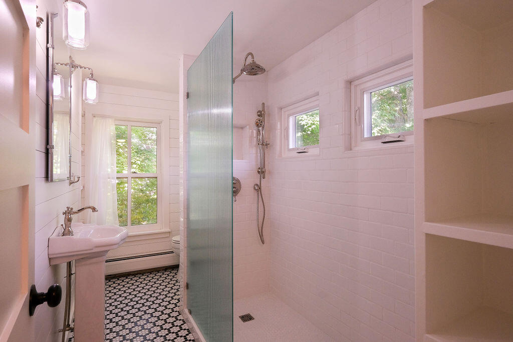 565 Bagaduce Road, Brooksville, ME, 04617