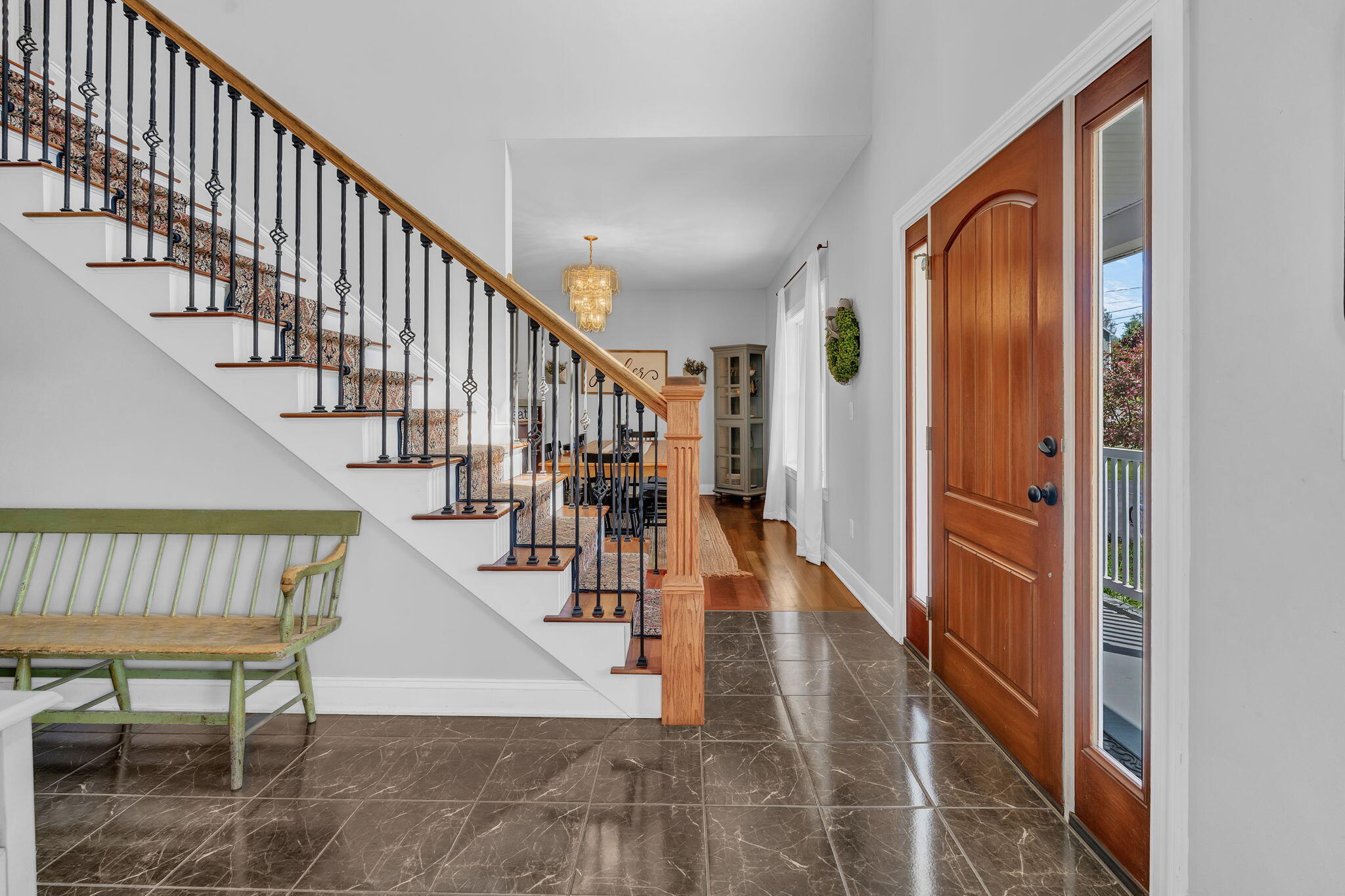 5-web-or-mls-40-hillview-dr