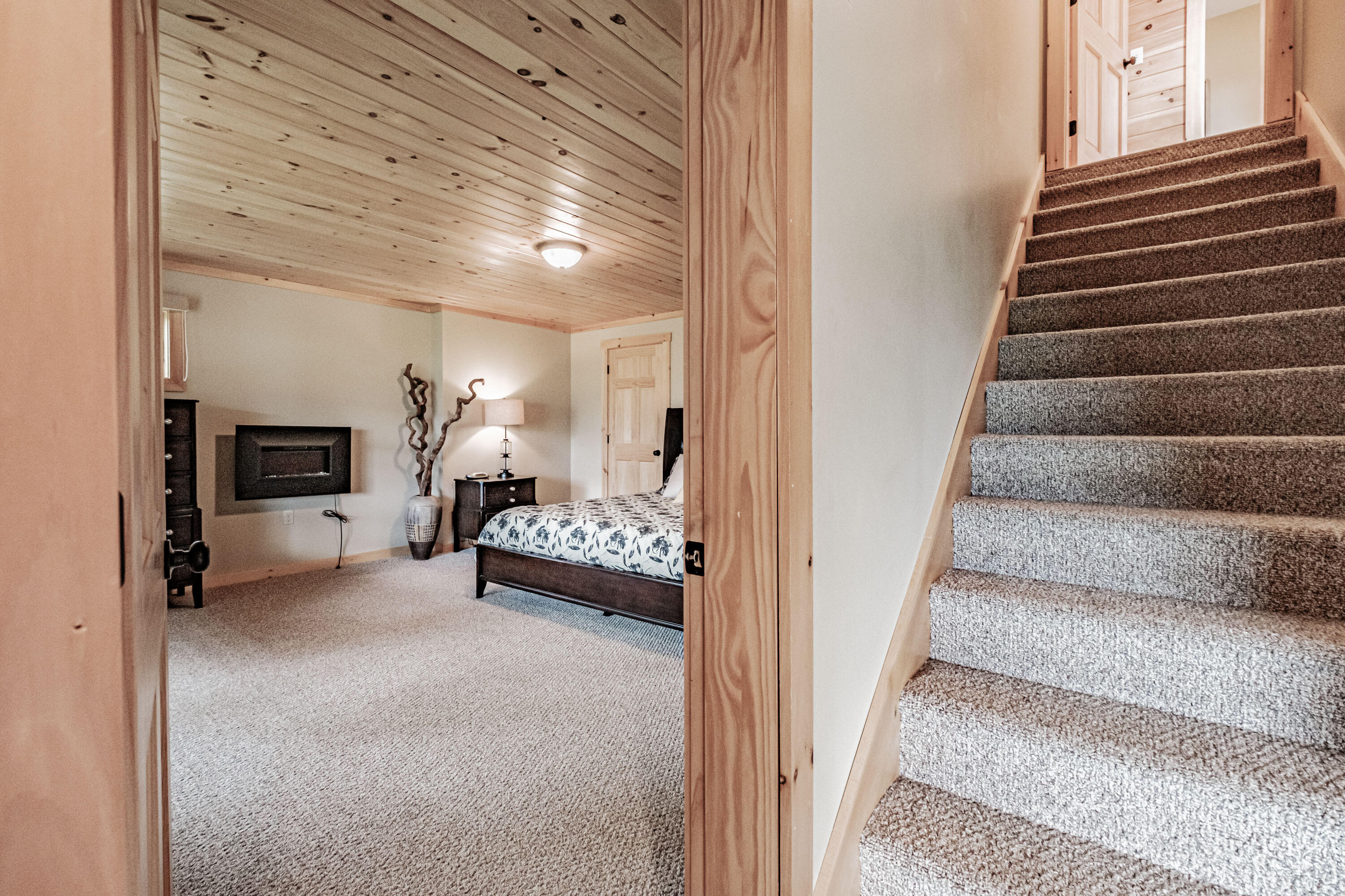 75 Vail Drive, Newry, ME, 04261