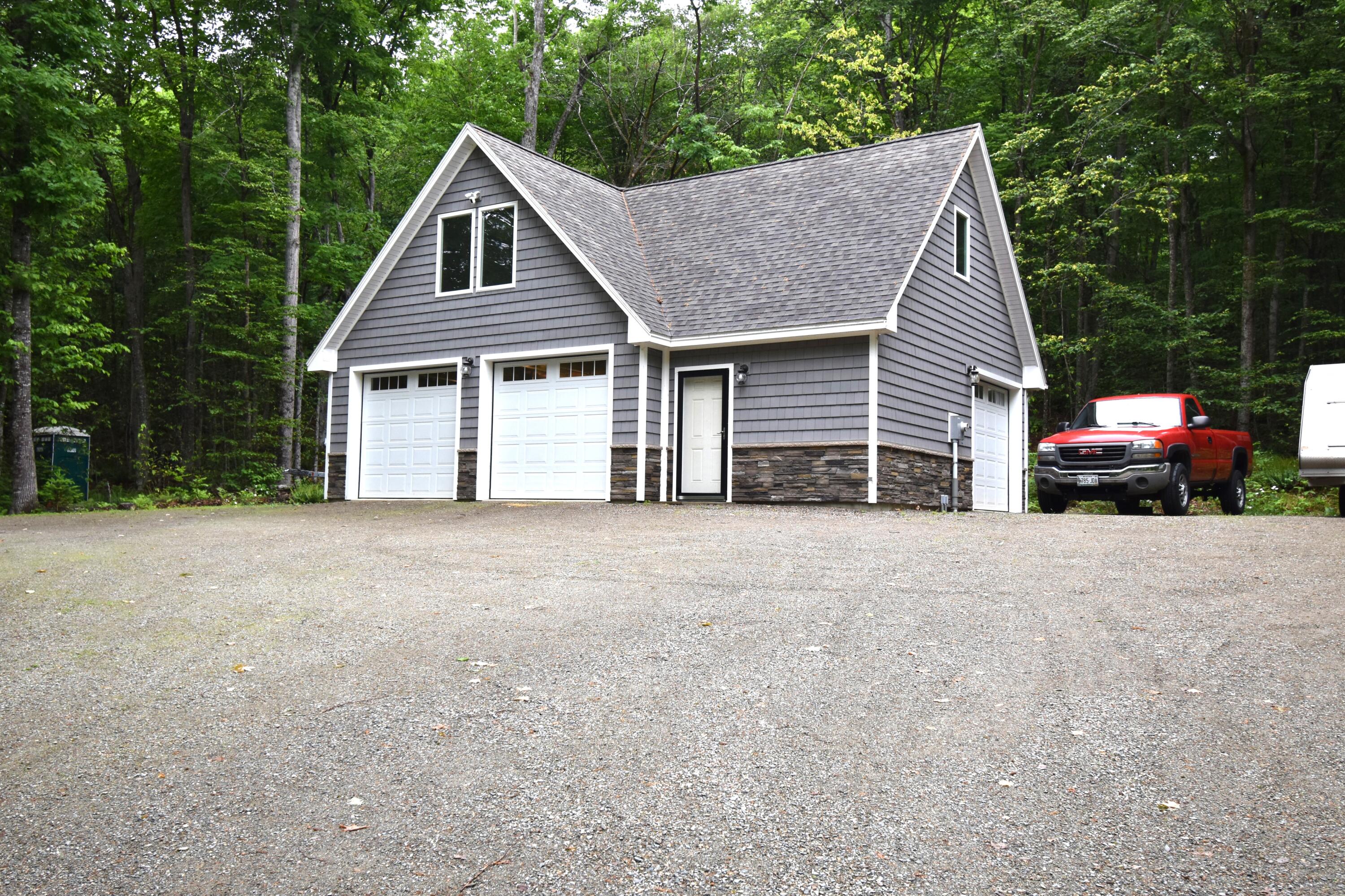 107 Shady Lane, Newport, ME, 04953