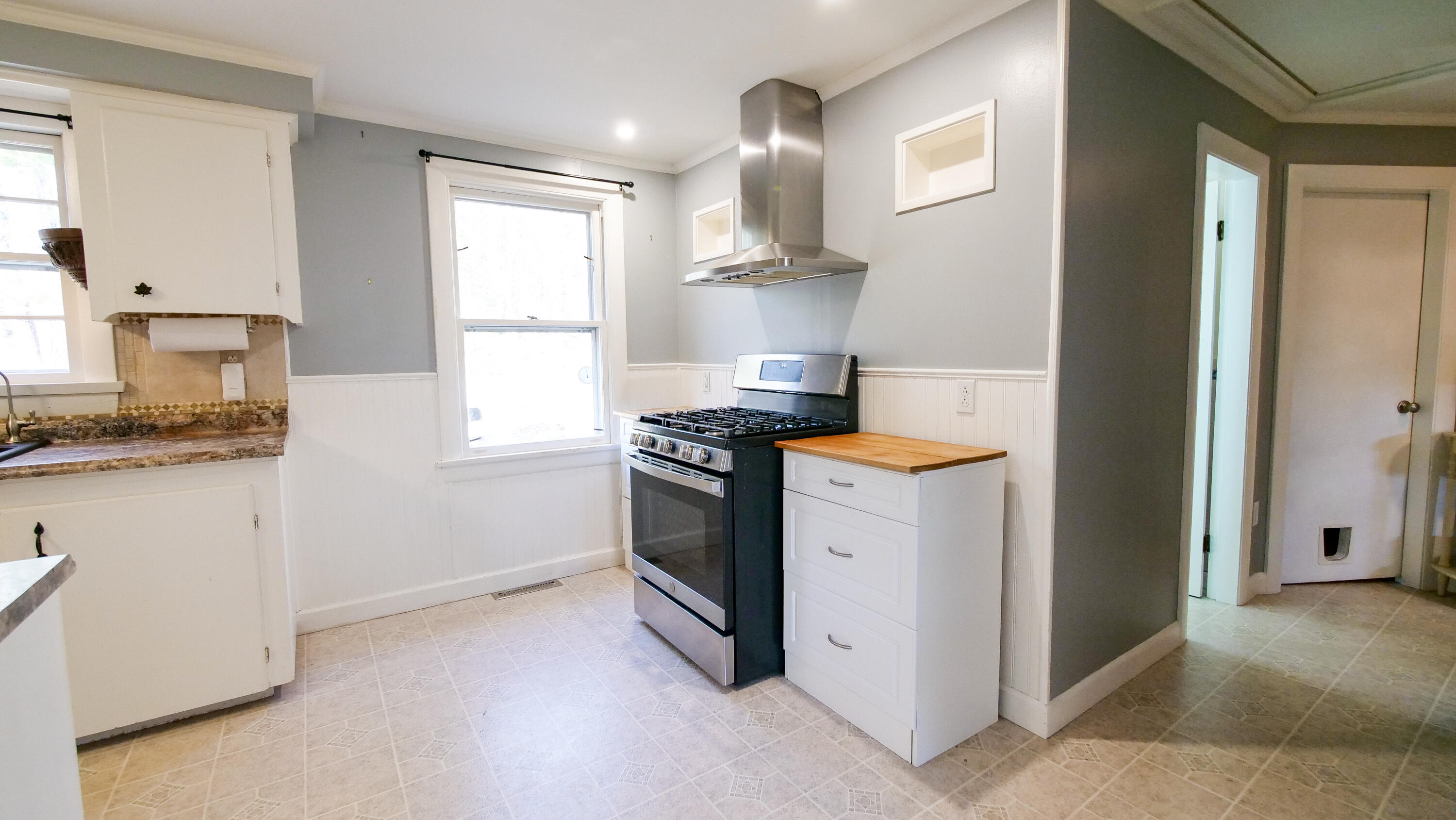 16 Gardner Road, Orono, ME, 04473