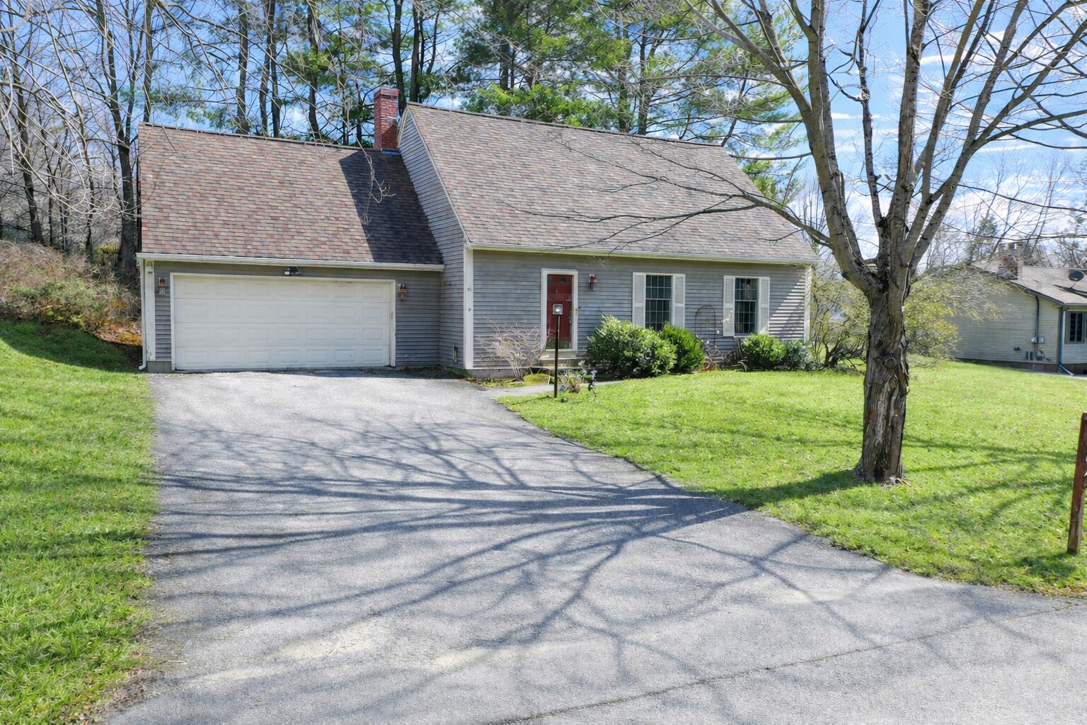 11 Kensington Terrace, Lewiston, ME, 04240