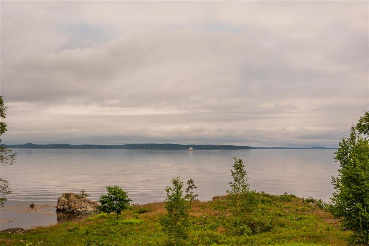 391 Main Road, Islesboro, ME, 04848