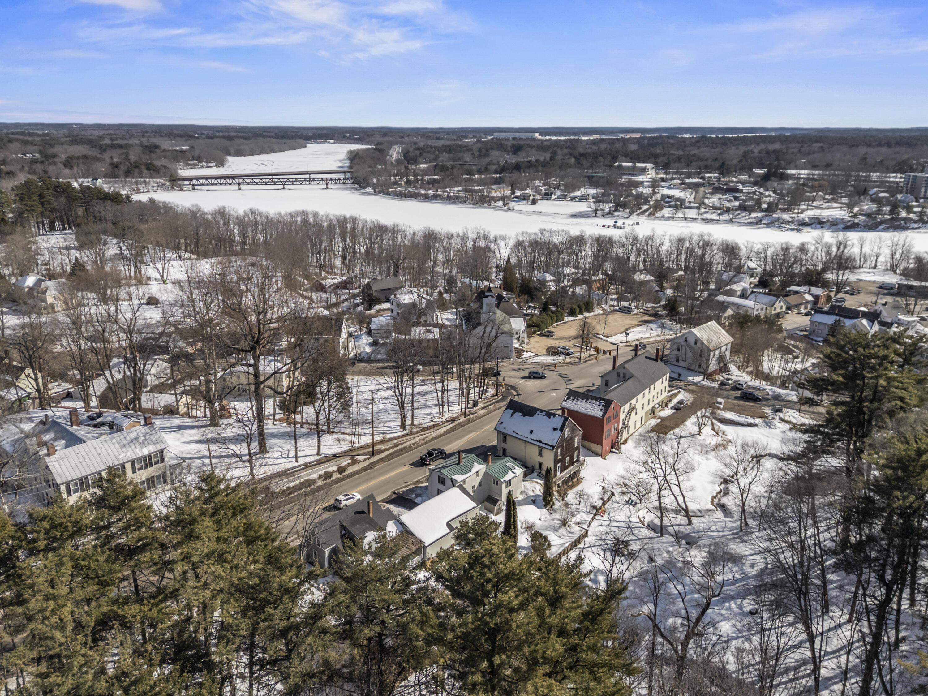 38 Main Street, Topsham, ME, 04086