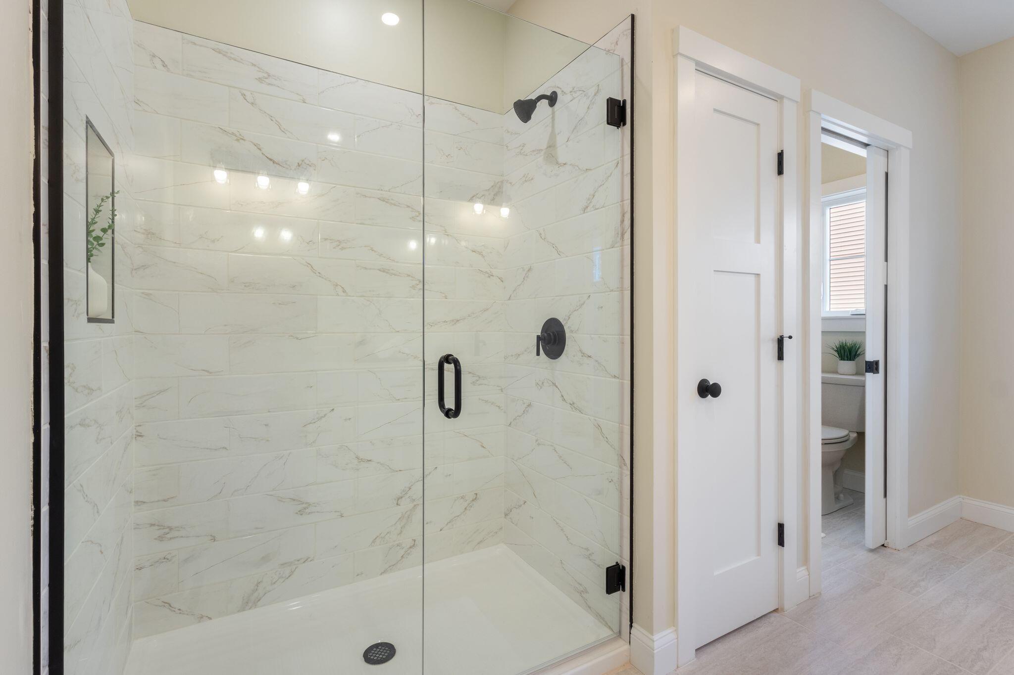 19 Forest Glen Lane, Topsham, ME, 04086