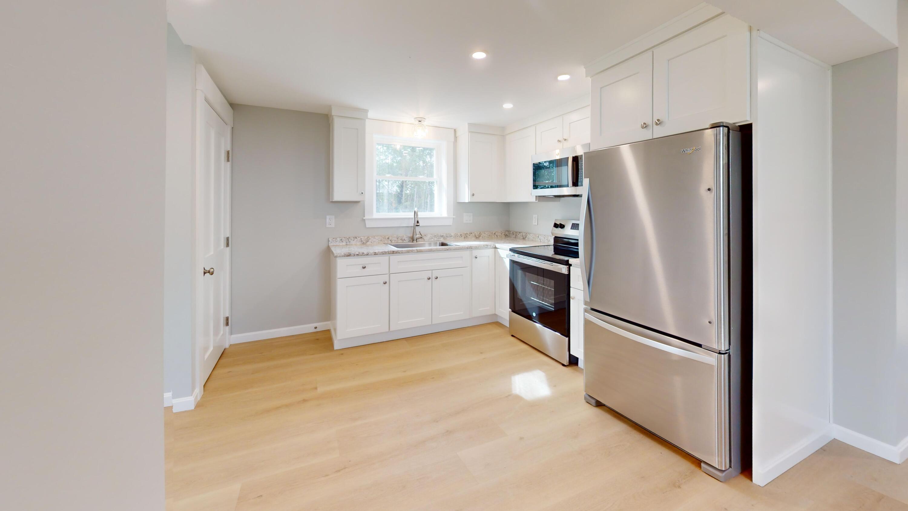 38 River Road, Howland, ME, 04448