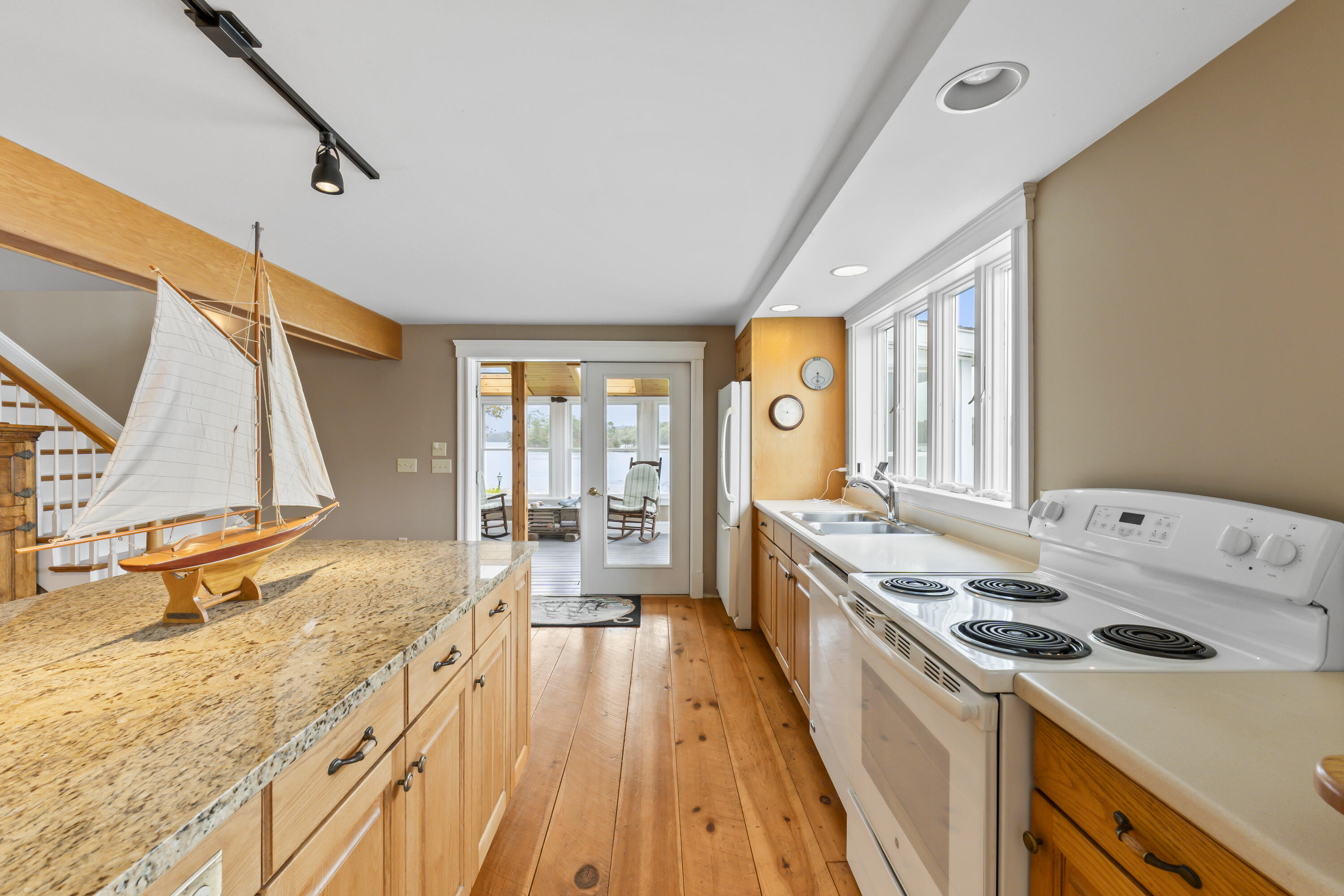 15 Church Lane, Phippsburg, ME, 04562