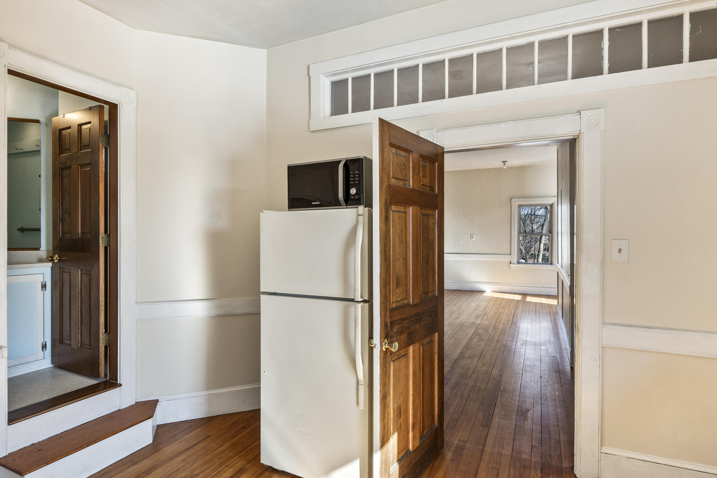 38 Main Street, Topsham, ME, 04086