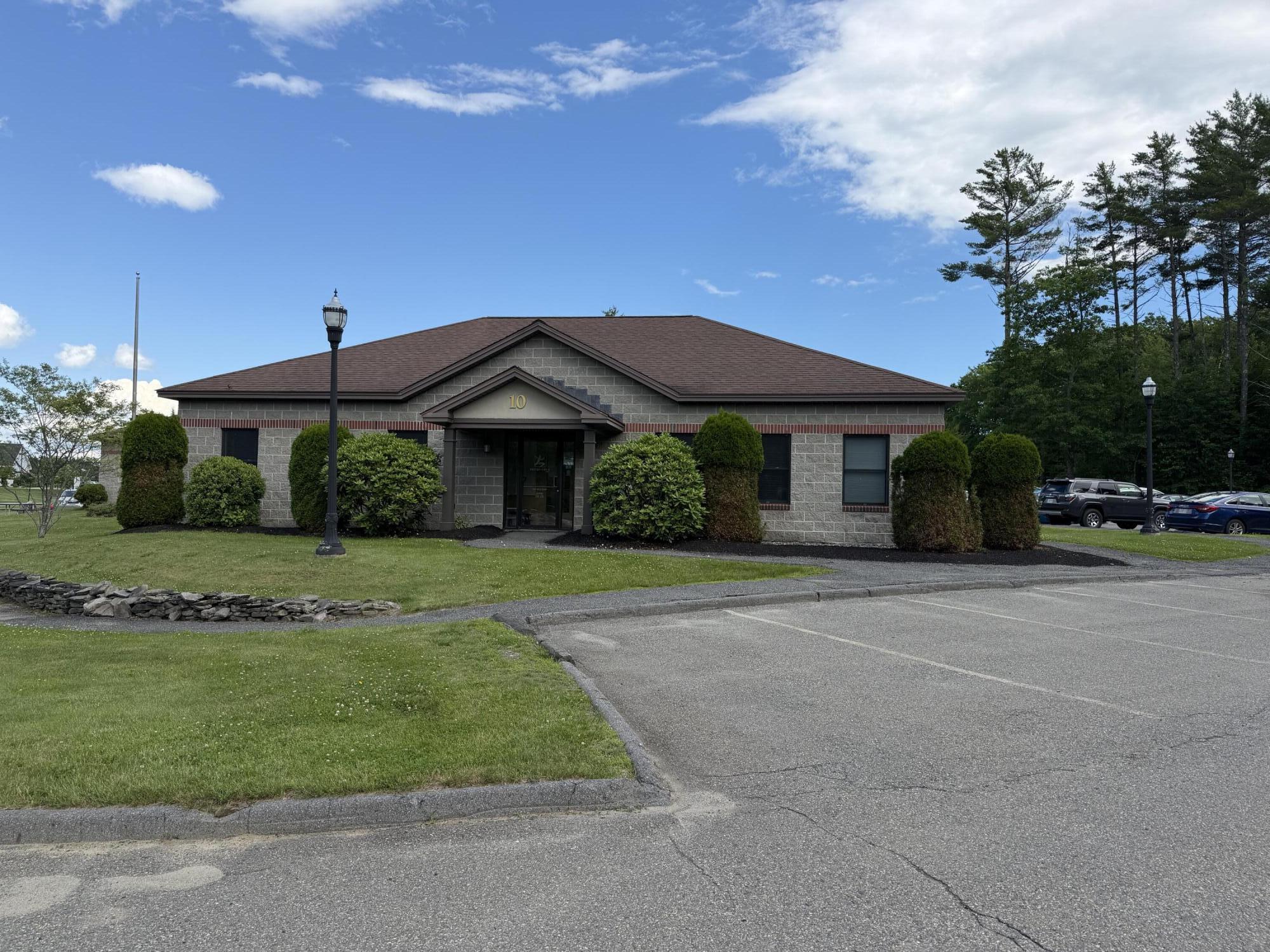 Photo of 10 Evergreen Drive Oakland ME 04963
