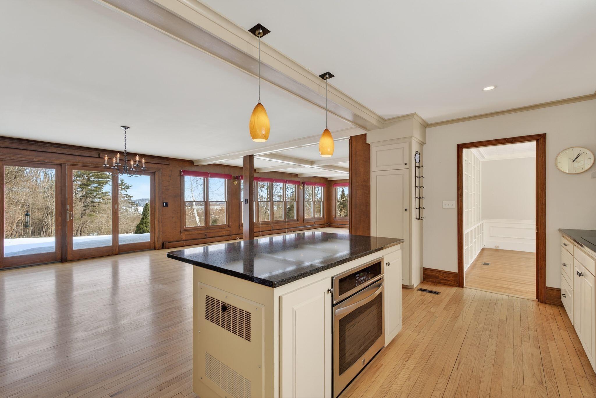 525 W Auburn Road, Auburn, ME, 04210