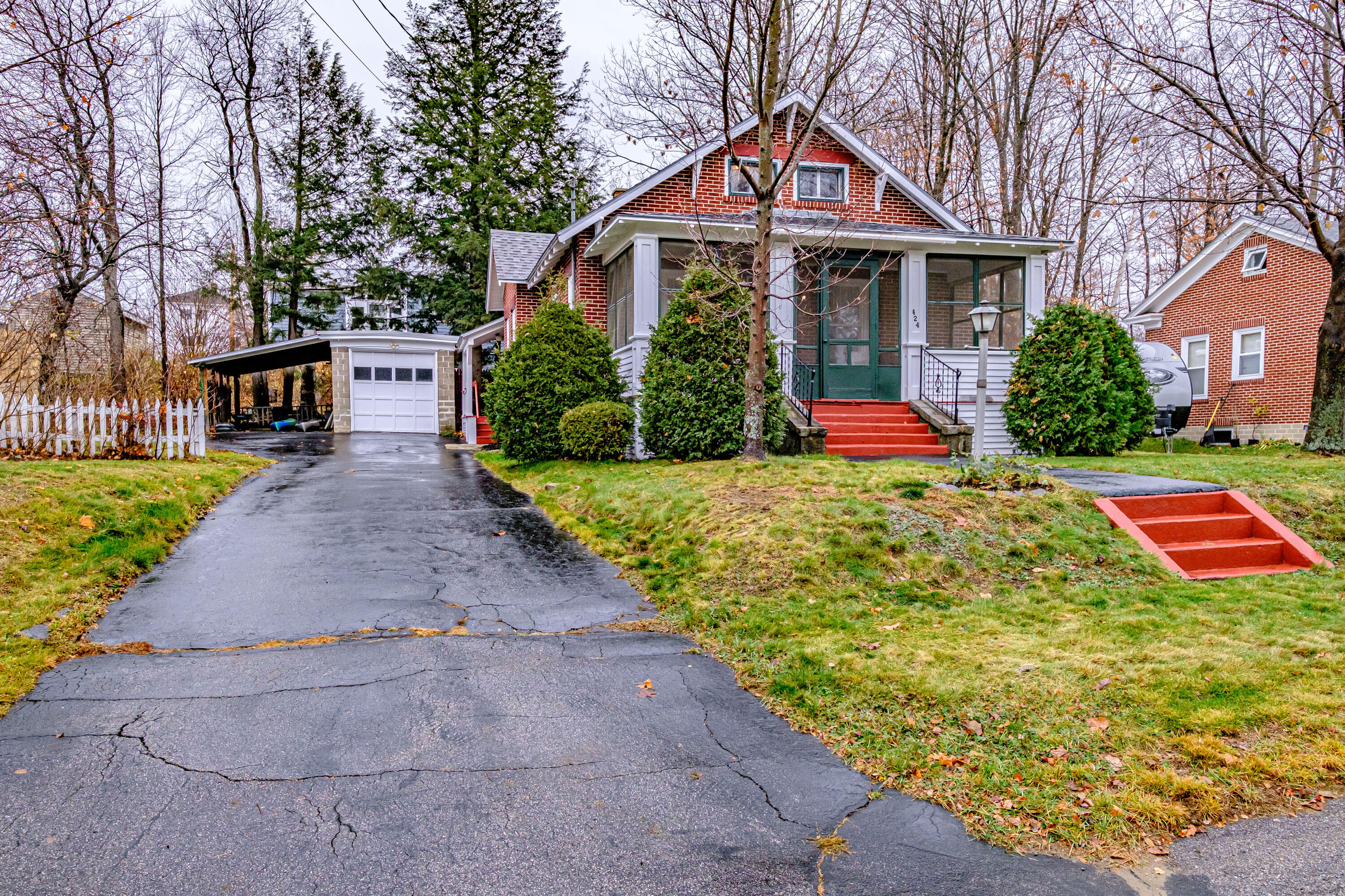 424 Pine Street, Rumford, ME, 04276-2121