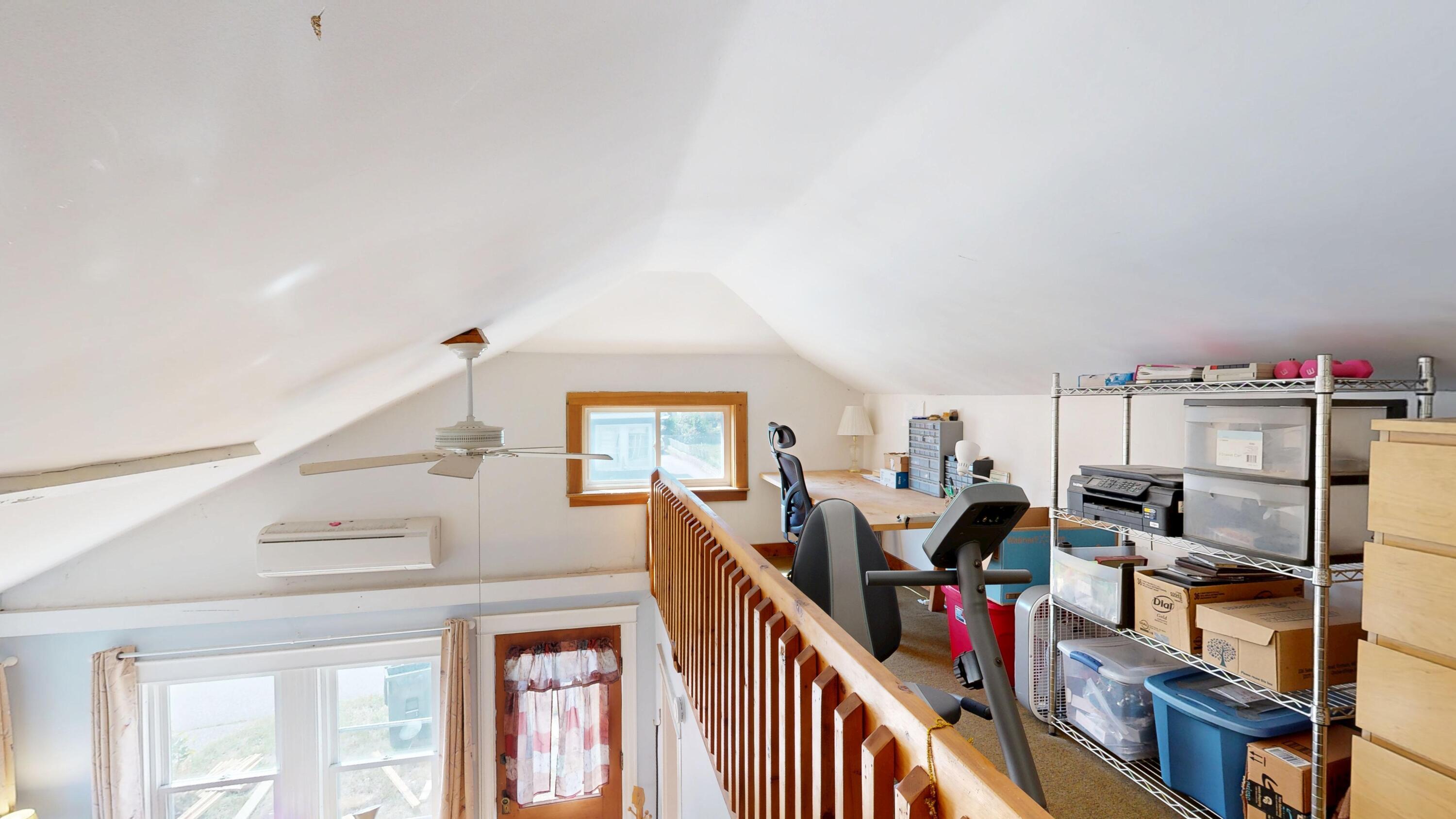 12 Gerry Avenue, South Portland, ME 04106 bonus space