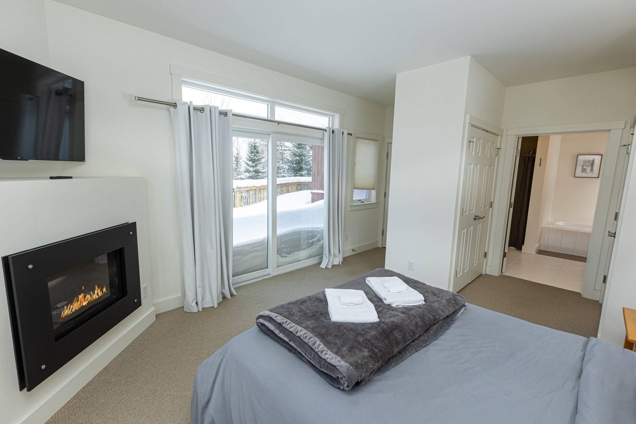 49 Magalloway Loop, Sandy River Plt, ME, 04970