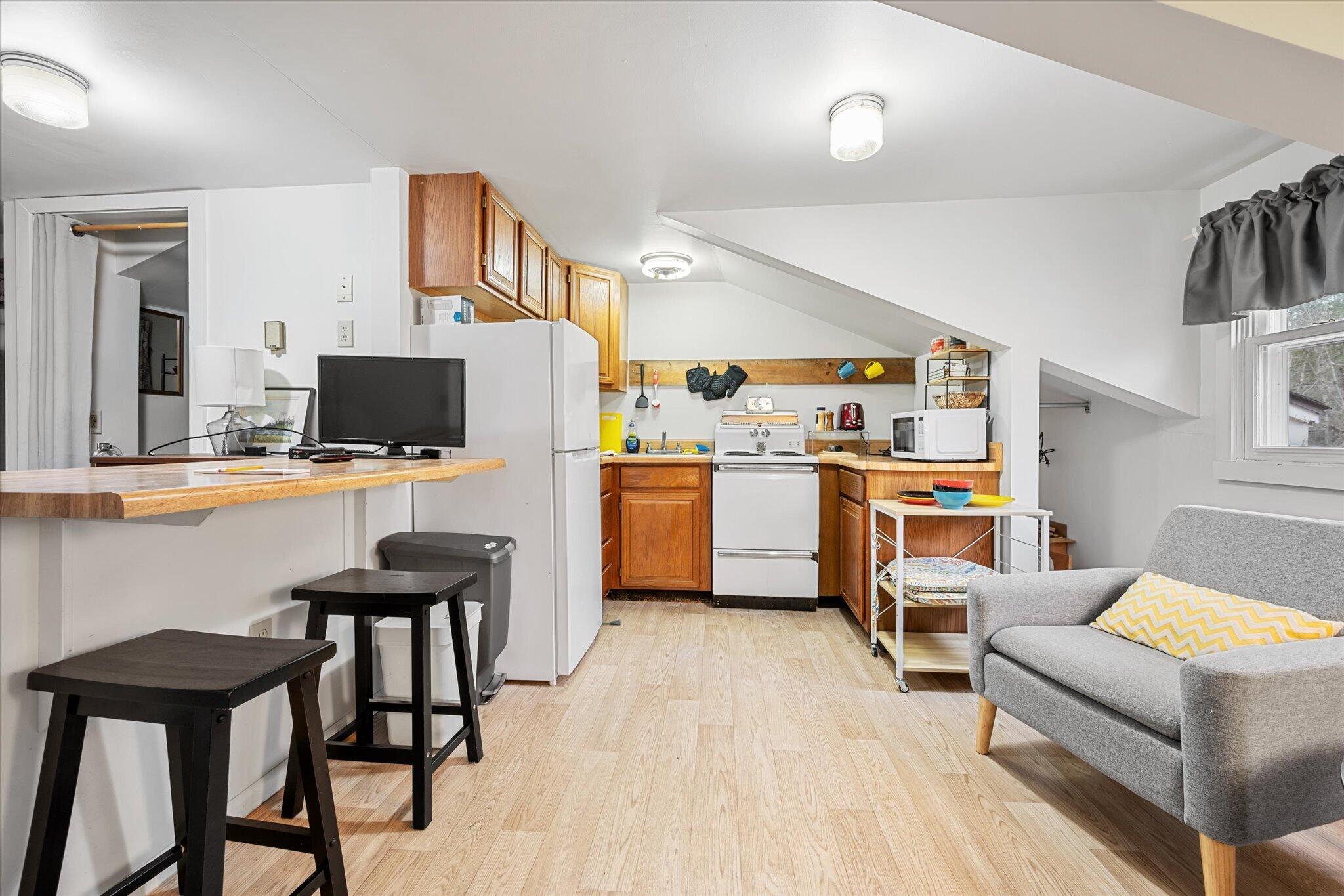 62 Bowden Point Road, Prospect, ME, 04981