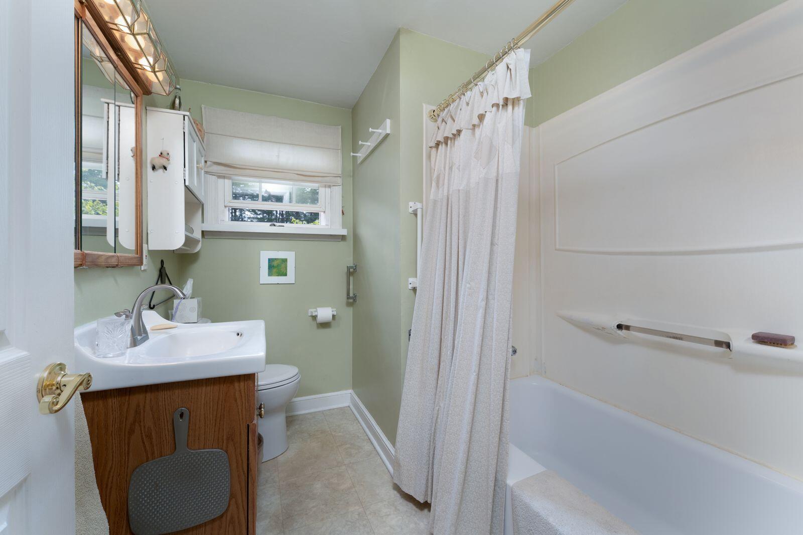 1 Katherine bath 1