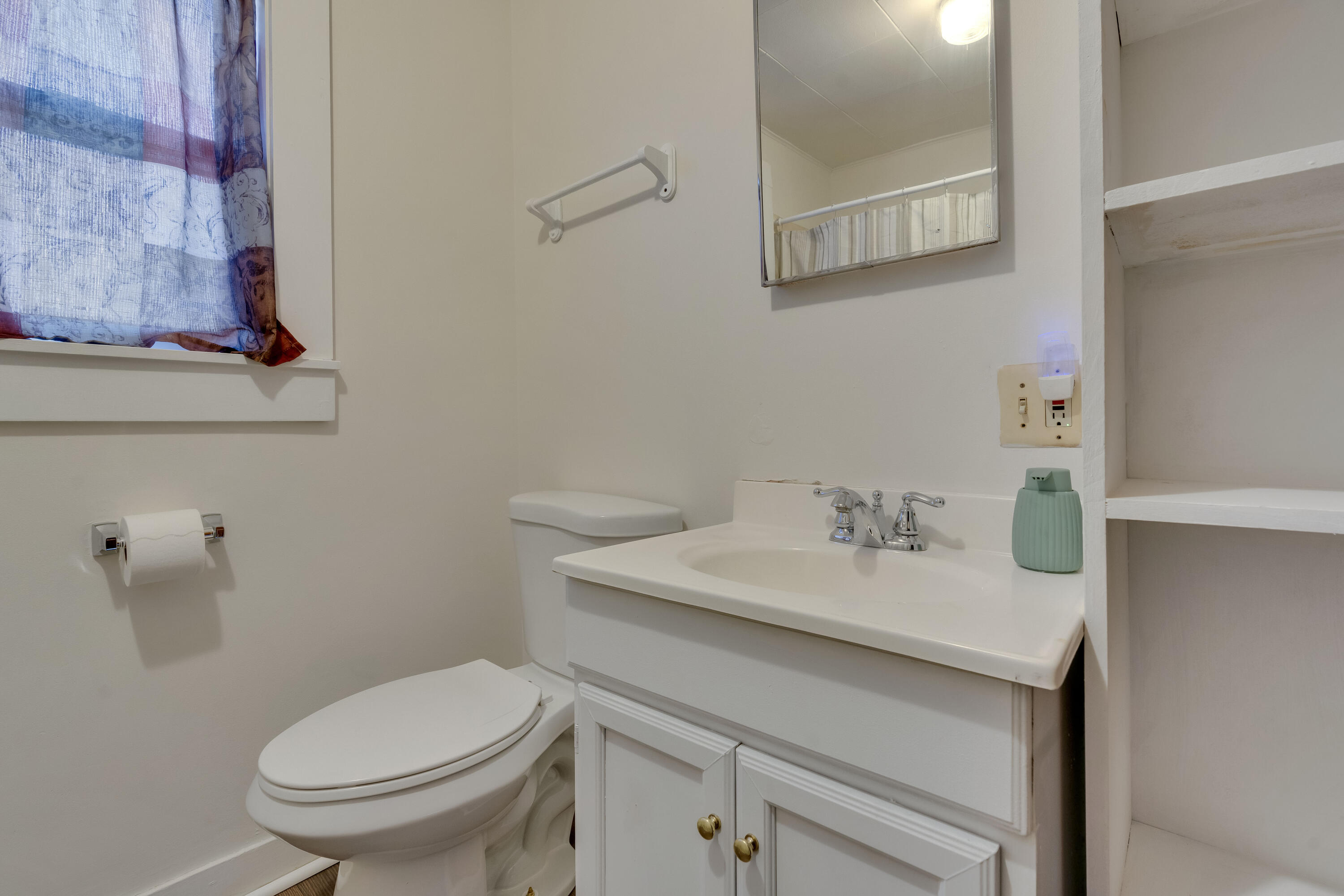 44 Towle Street, Auburn, ME, 04210