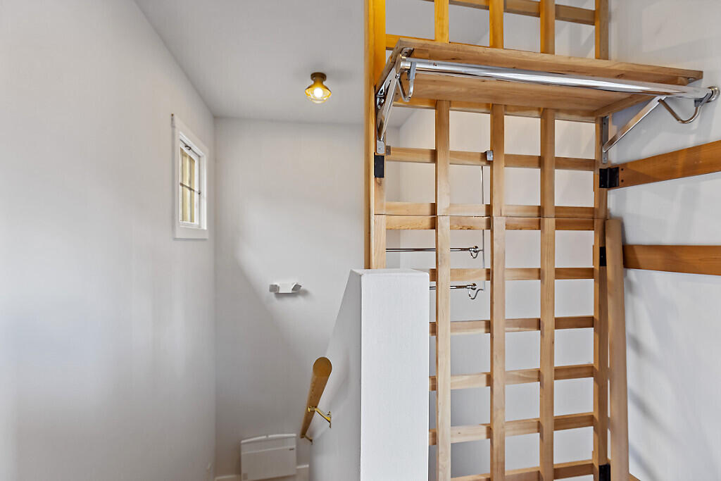 15 Middle Street UNIT 3, Hallowell, ME, 04347