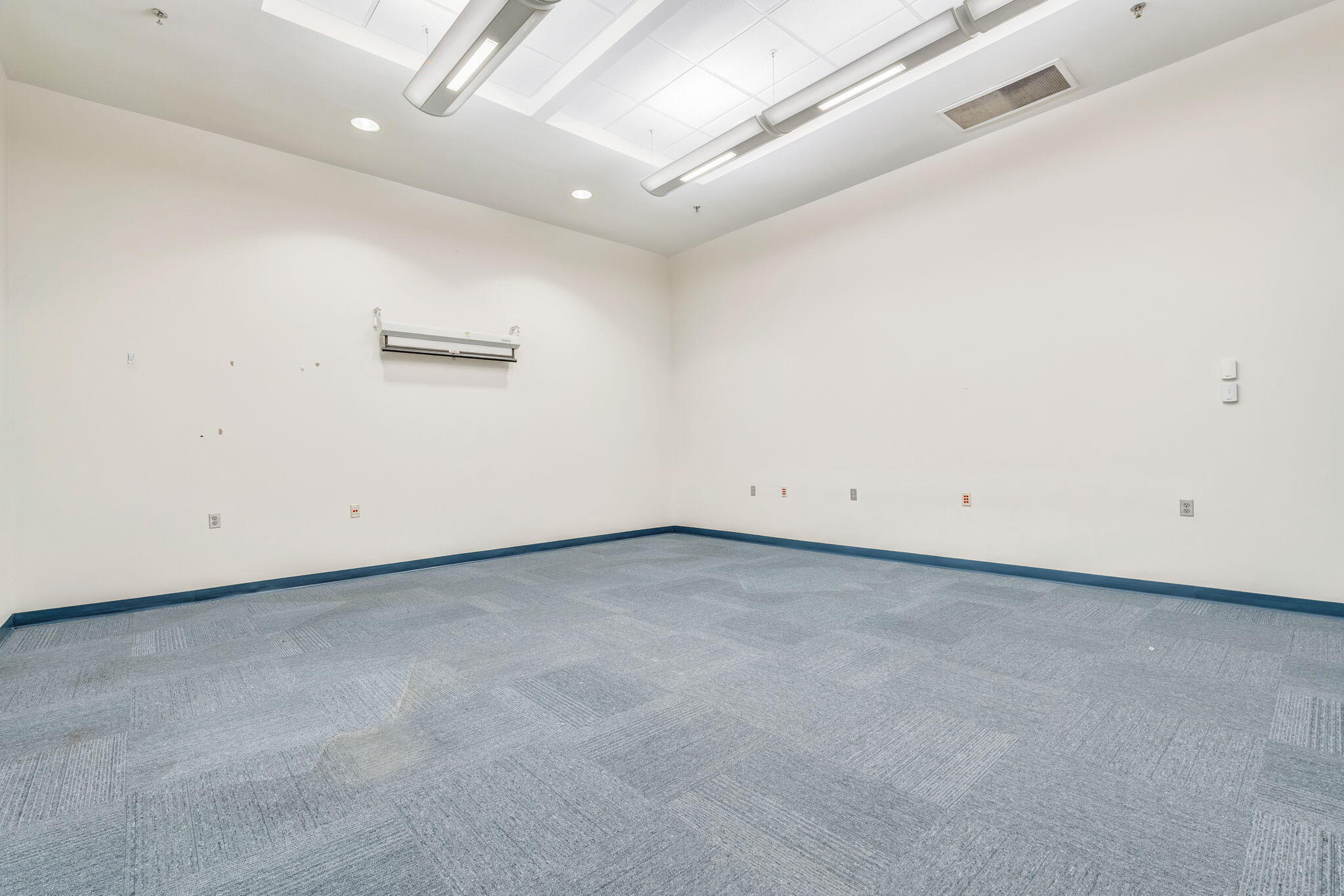 85 Park Street, Lewiston, ME, 04240