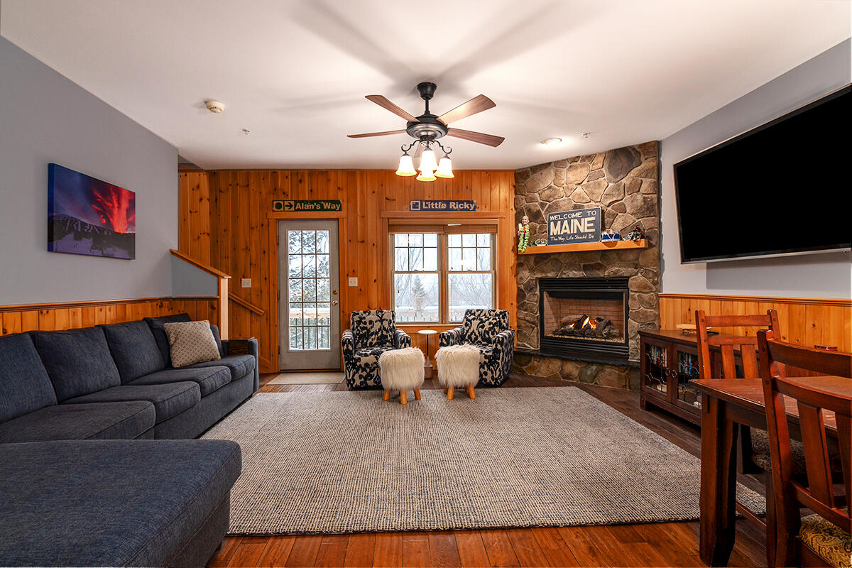 5022 Black Bear Run UNIT 22, Carrabassett Valley, ME, 04947