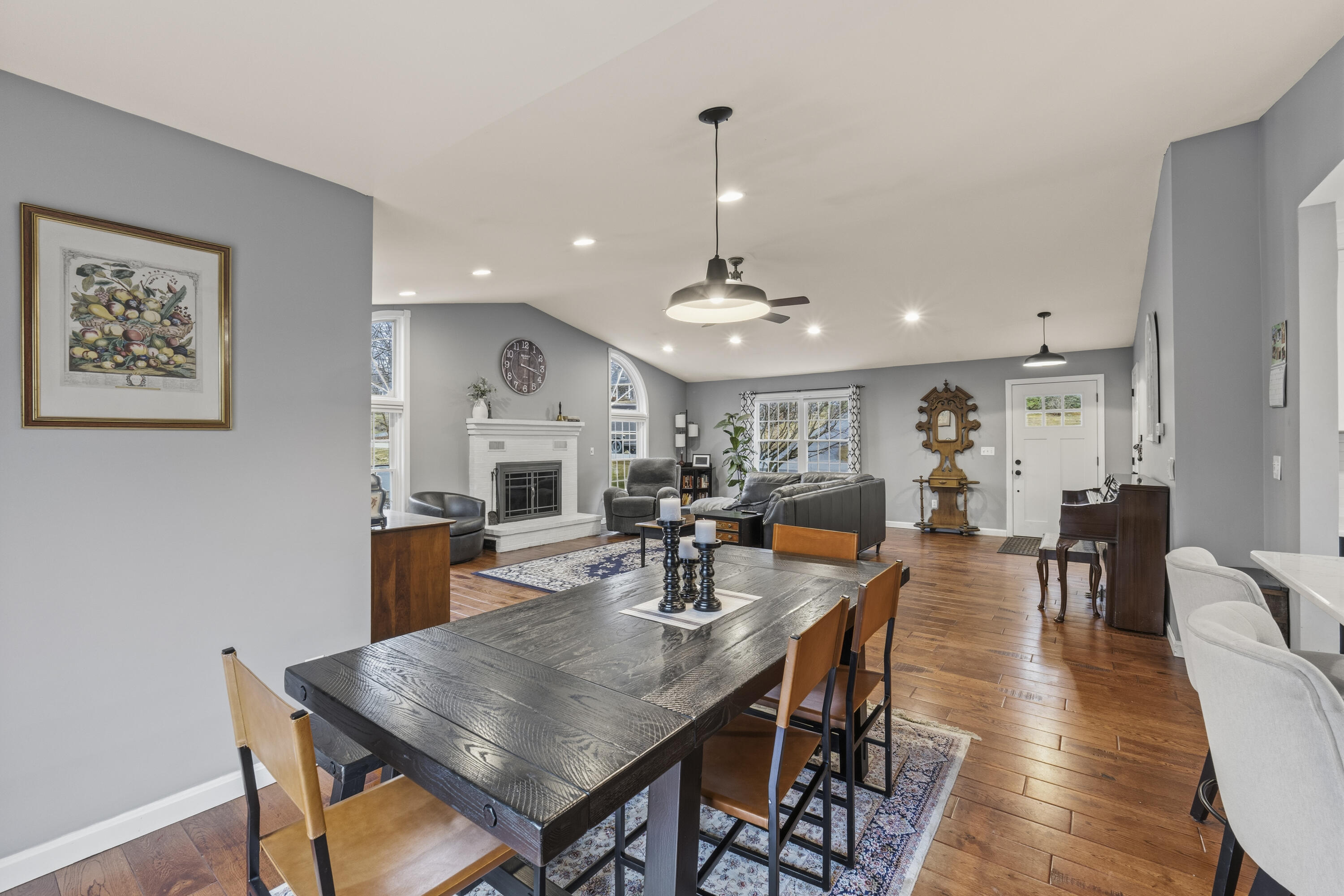 160 Fairway Drive, Auburn, ME, 04210