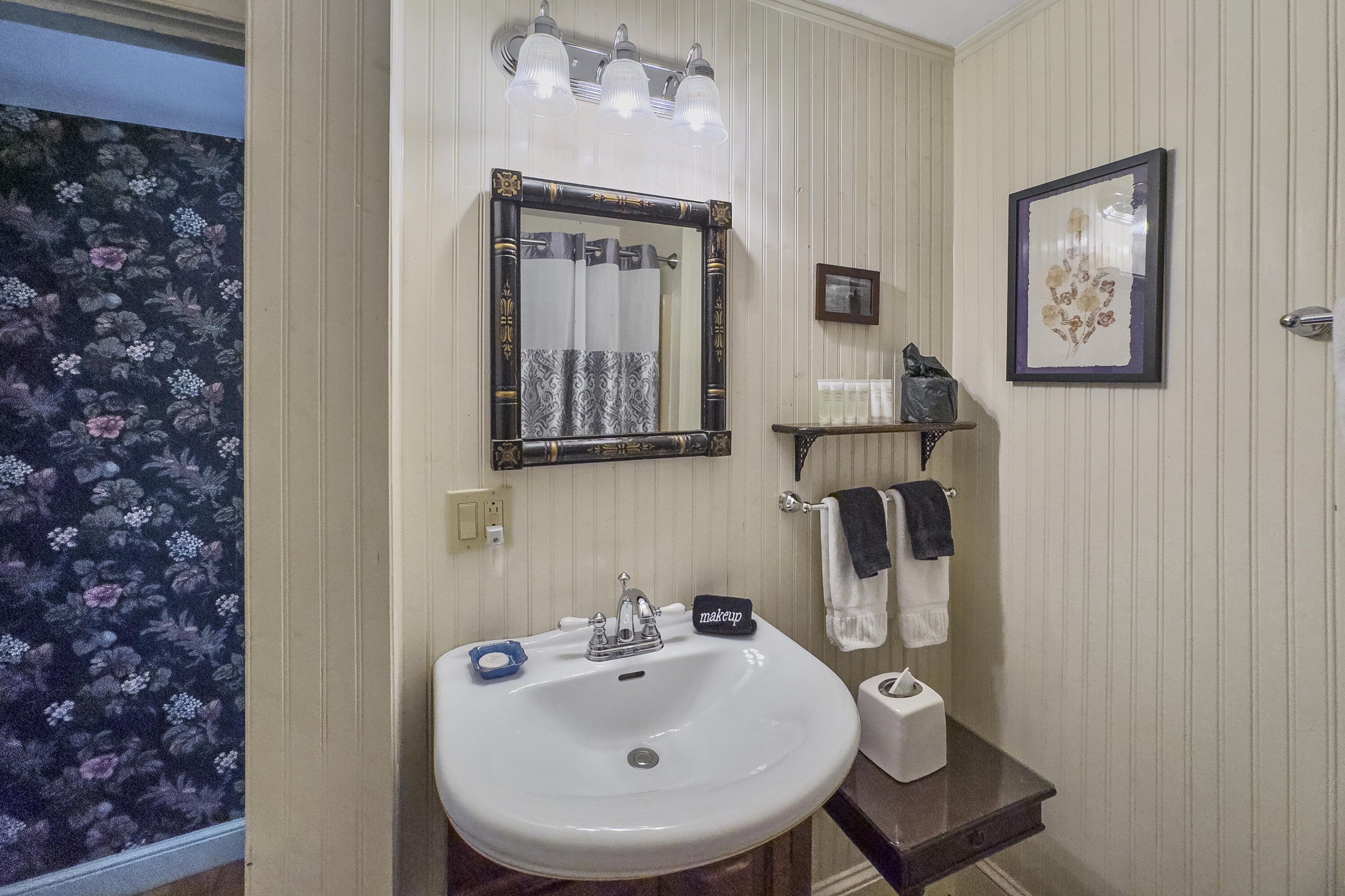 84 Elm Street, Camden, ME, 04843