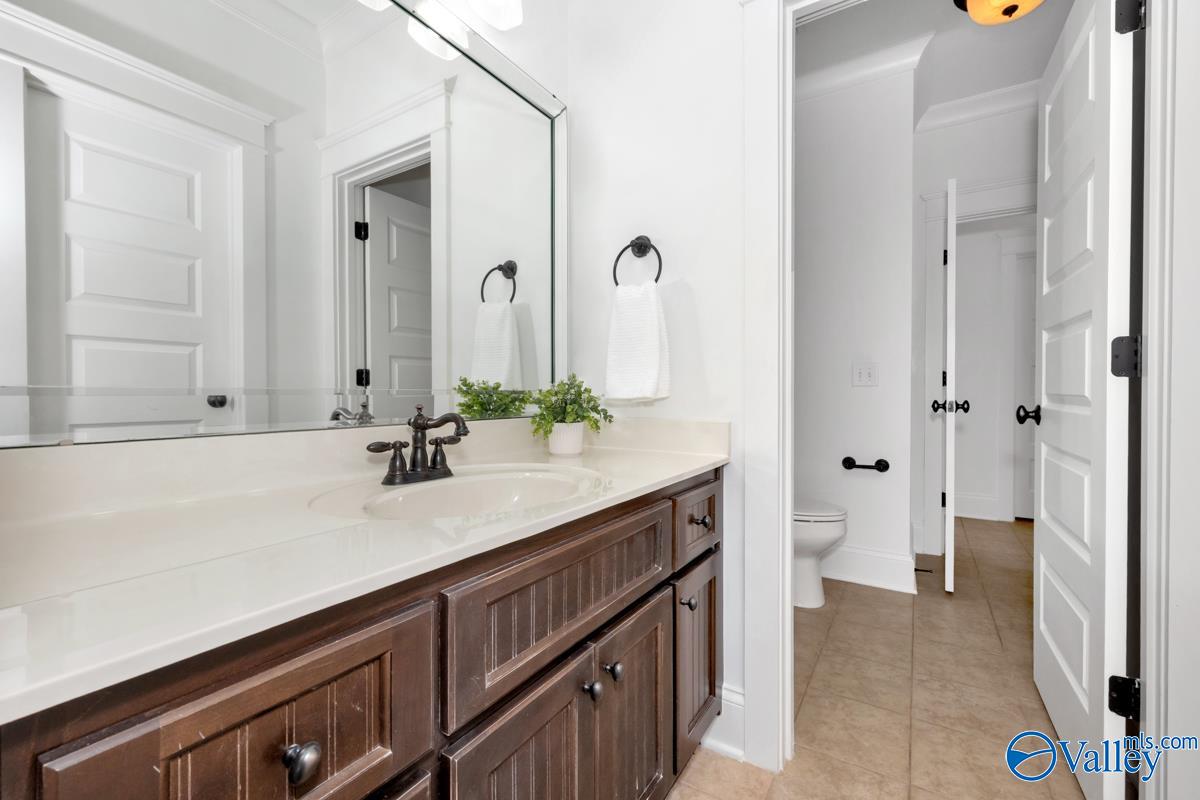 Photo of 31 W LAKE FOREST BLVD, HUNTSVILLE, AL 35824